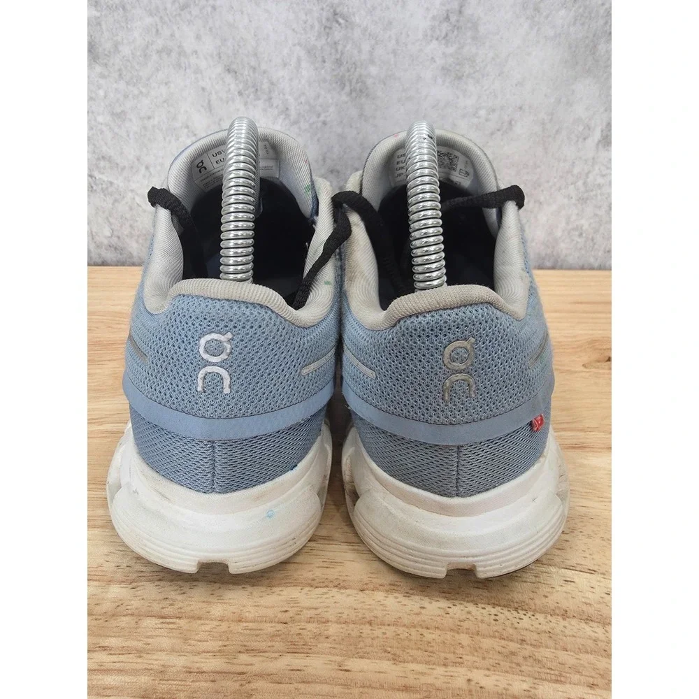 On Running Cloud 5 Running Shoes Womens 8 Blue Sneakers Trainers Athletic